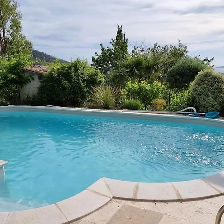 Hébergement de vacances La Maison De *
